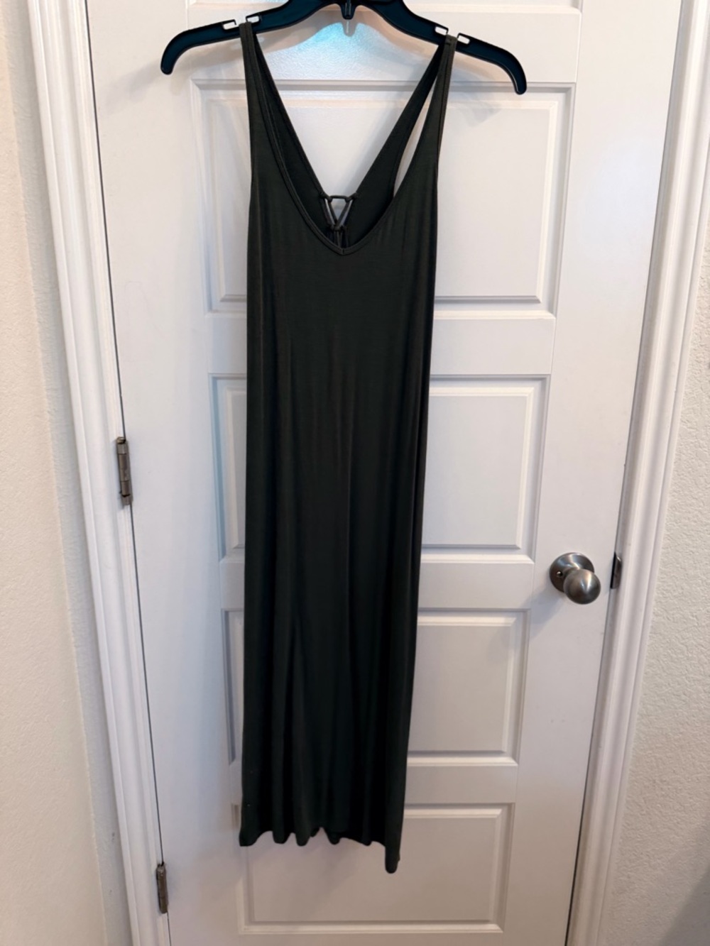 Hollister Olive Green Sleeveless V-Neck Maxi Dress